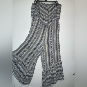 American Eagle Blue Floral Strapless Jumsuit - Size XL